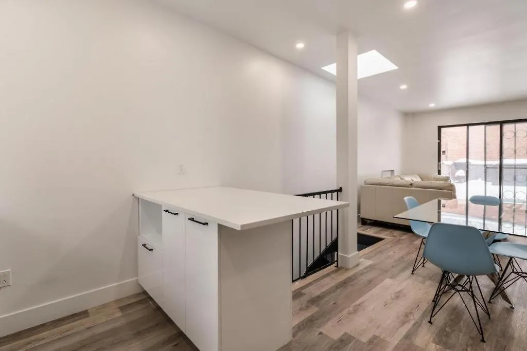 1895 - 2 Bedrooms